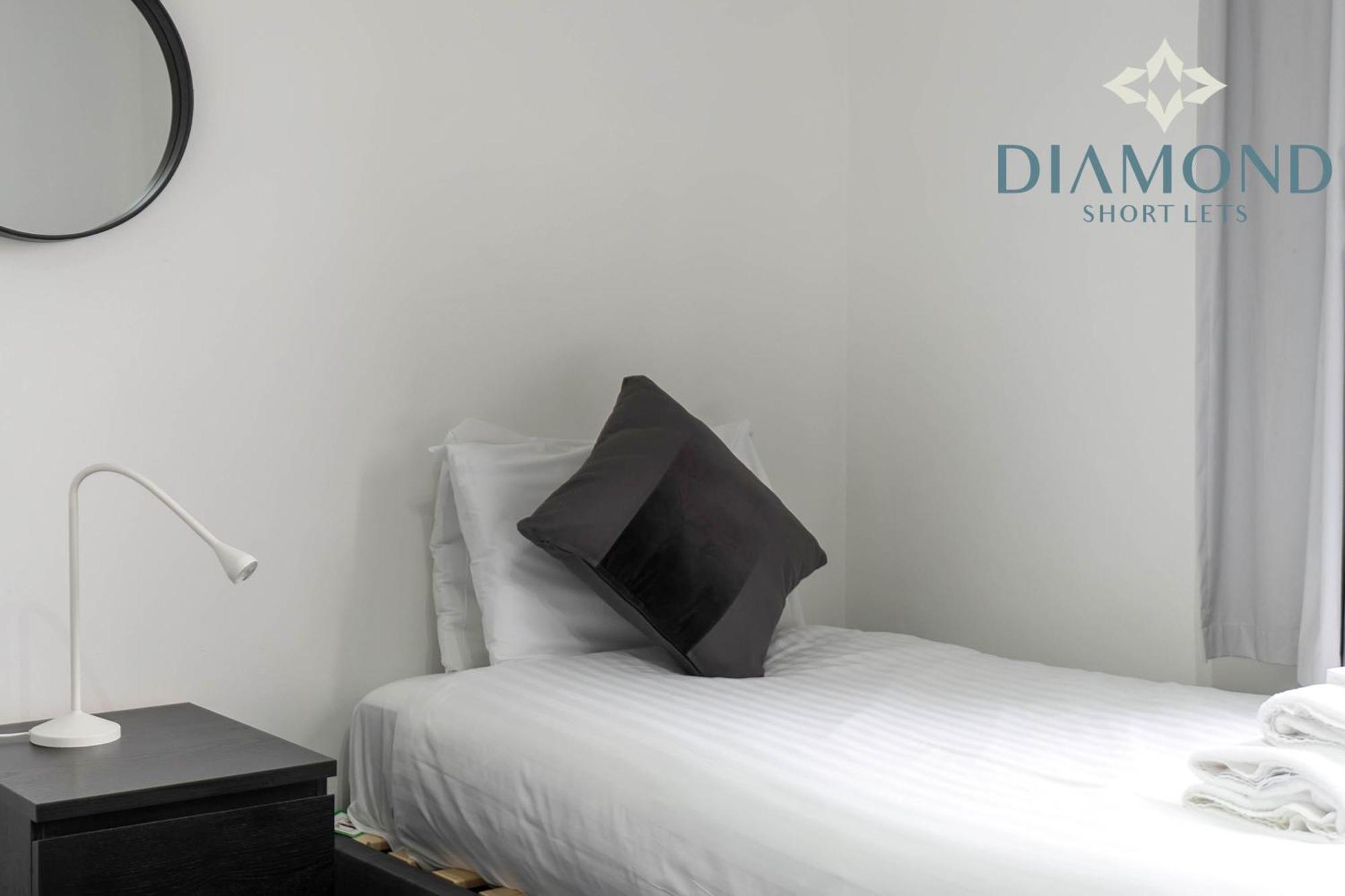 Cosy 2 Bed West End Free Parking Appartement *